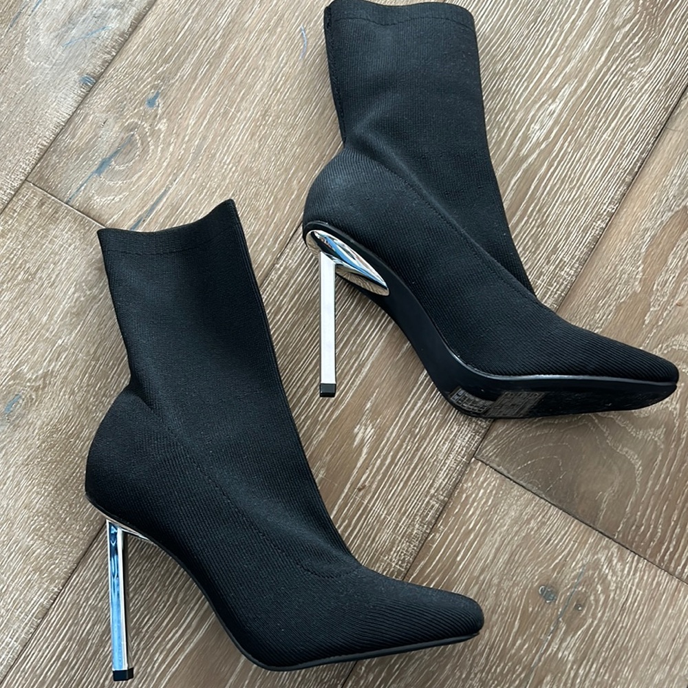 Brand New - Forever 21 black boots.